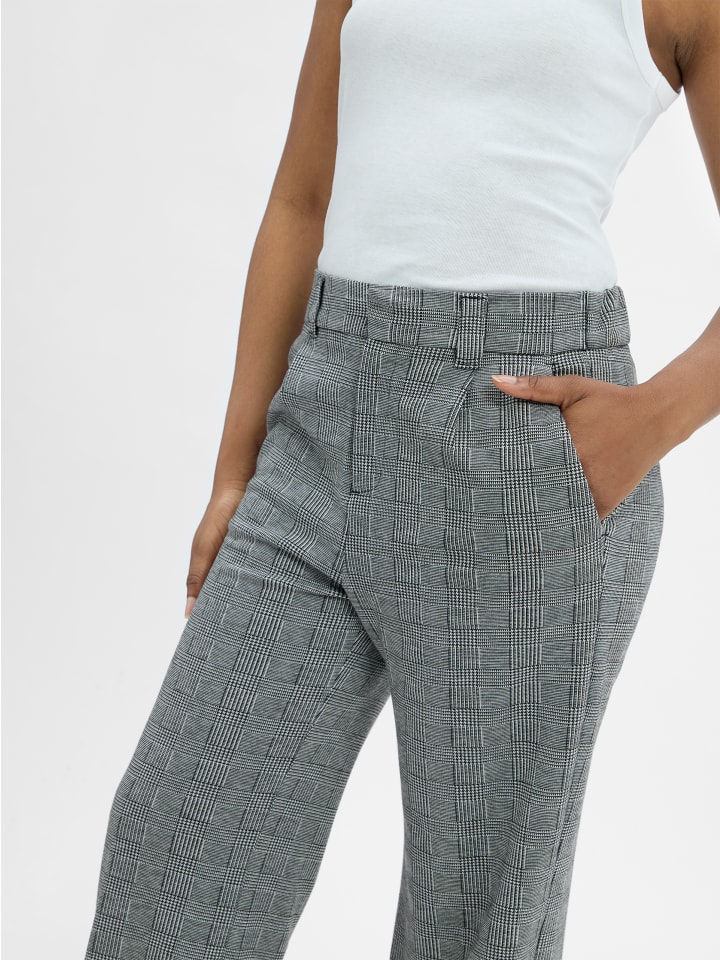 Брюки серого и черного цвета Marie Lund
Брюки серого и черного цвета Marie Lund