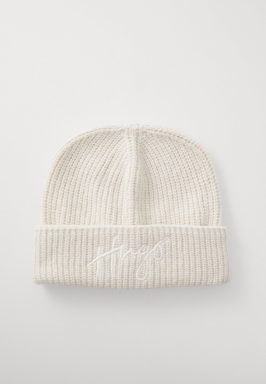 Шапка HUGO SOCIALY HAT, Open White/White
Шапка HUGO SOCIALY HAT, Open White/White