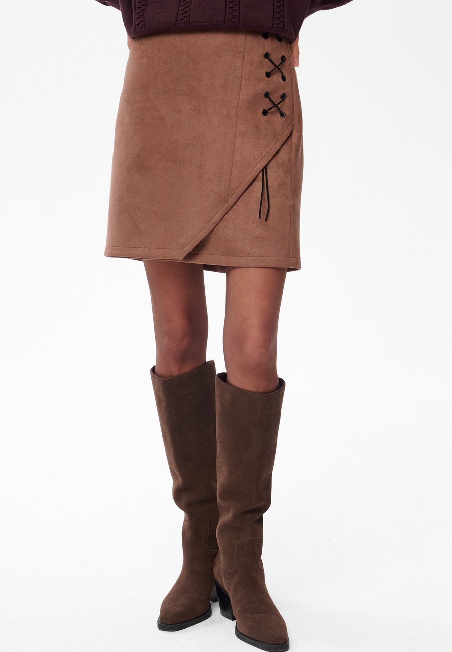 Юбка blue shadow MIKA, Brown
Юбка blue shadow MIKA, Brown