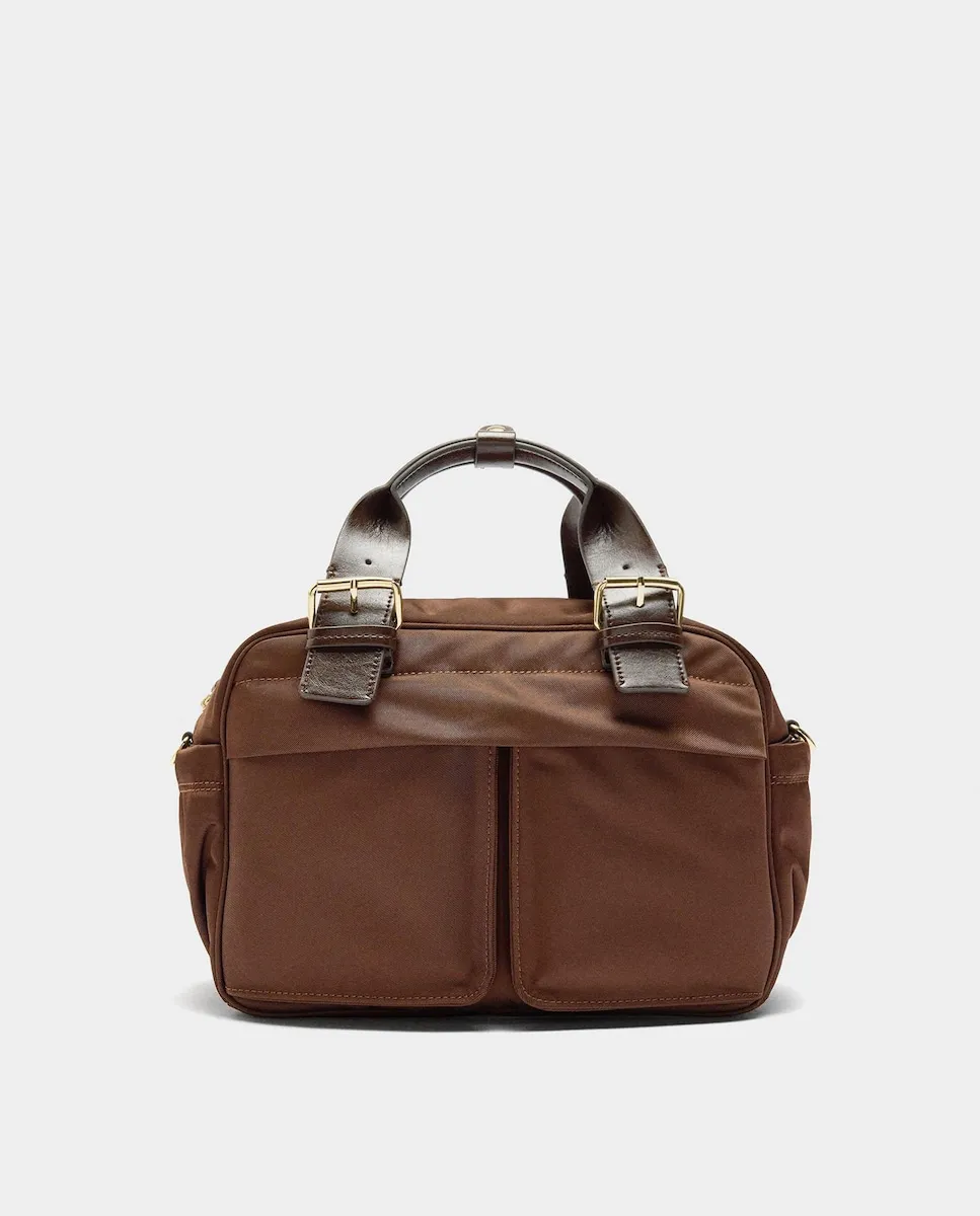 Сумка-трансформер в стиле «тоут» с несколькими карманами и застежкой на молнии, однотонная Parfois, коричневый
Сумка-трансформер в стиле «тоут» с несколькими карманами и застежкой на молнии, однотонная Parfois, коричневый