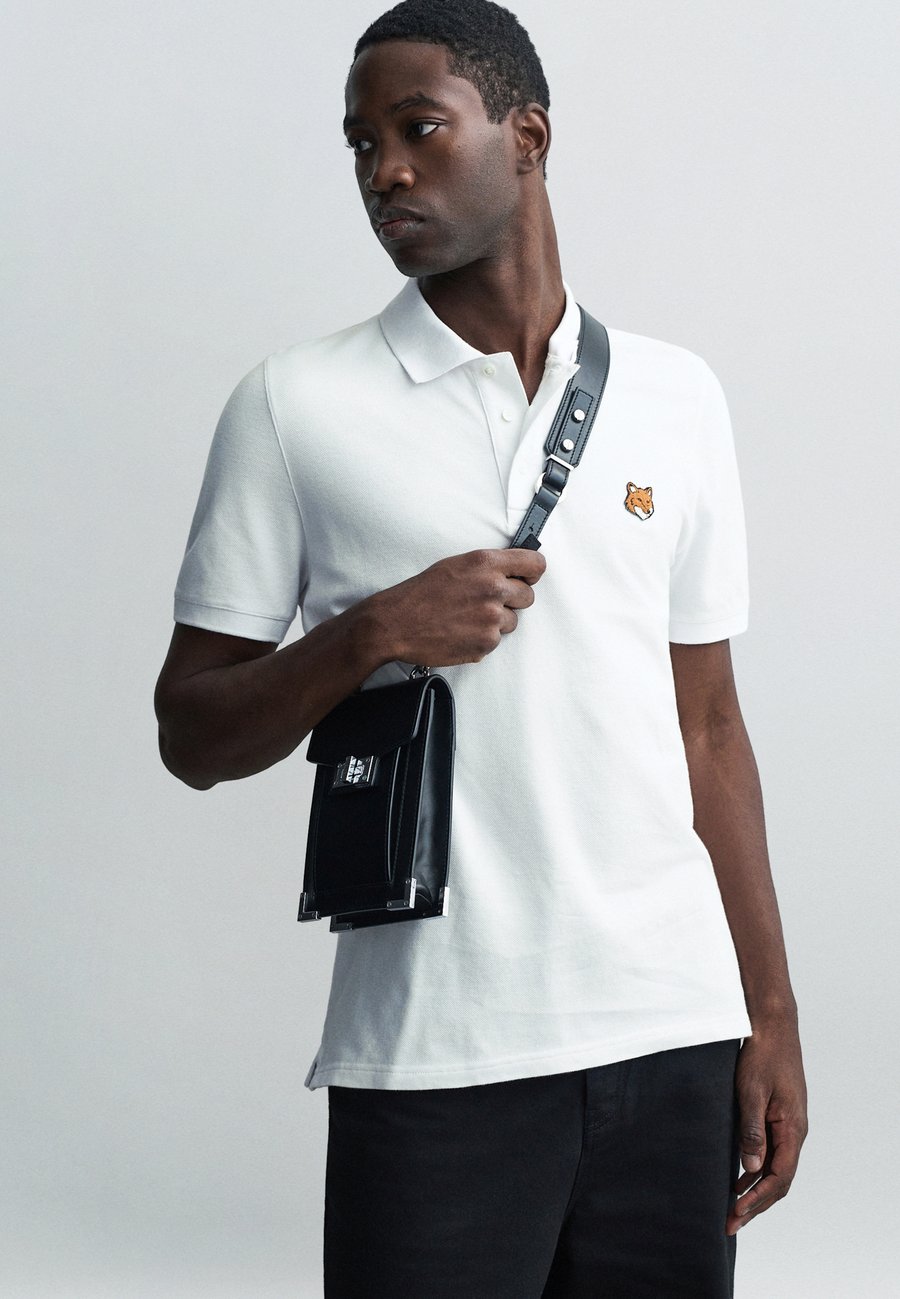 Поло Maison Kitsuné FOX HEAD REGULAR , White, Белый, Поло Maison Kitsuné FOX HEAD REGULAR , White
Поло Maison Kitsuné FOX HEAD REGULAR , White, Белый, Поло Maison Kitsuné FOX HEAD REGULAR , White