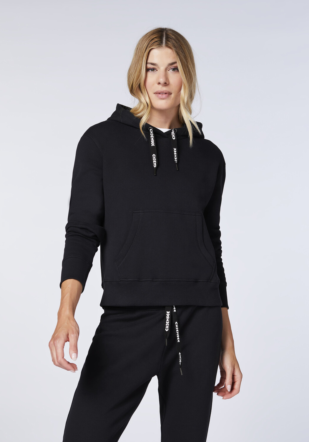 Толстовка Chiemsee Hoodie, черный
Толстовка Chiemsee Hoodie, черный