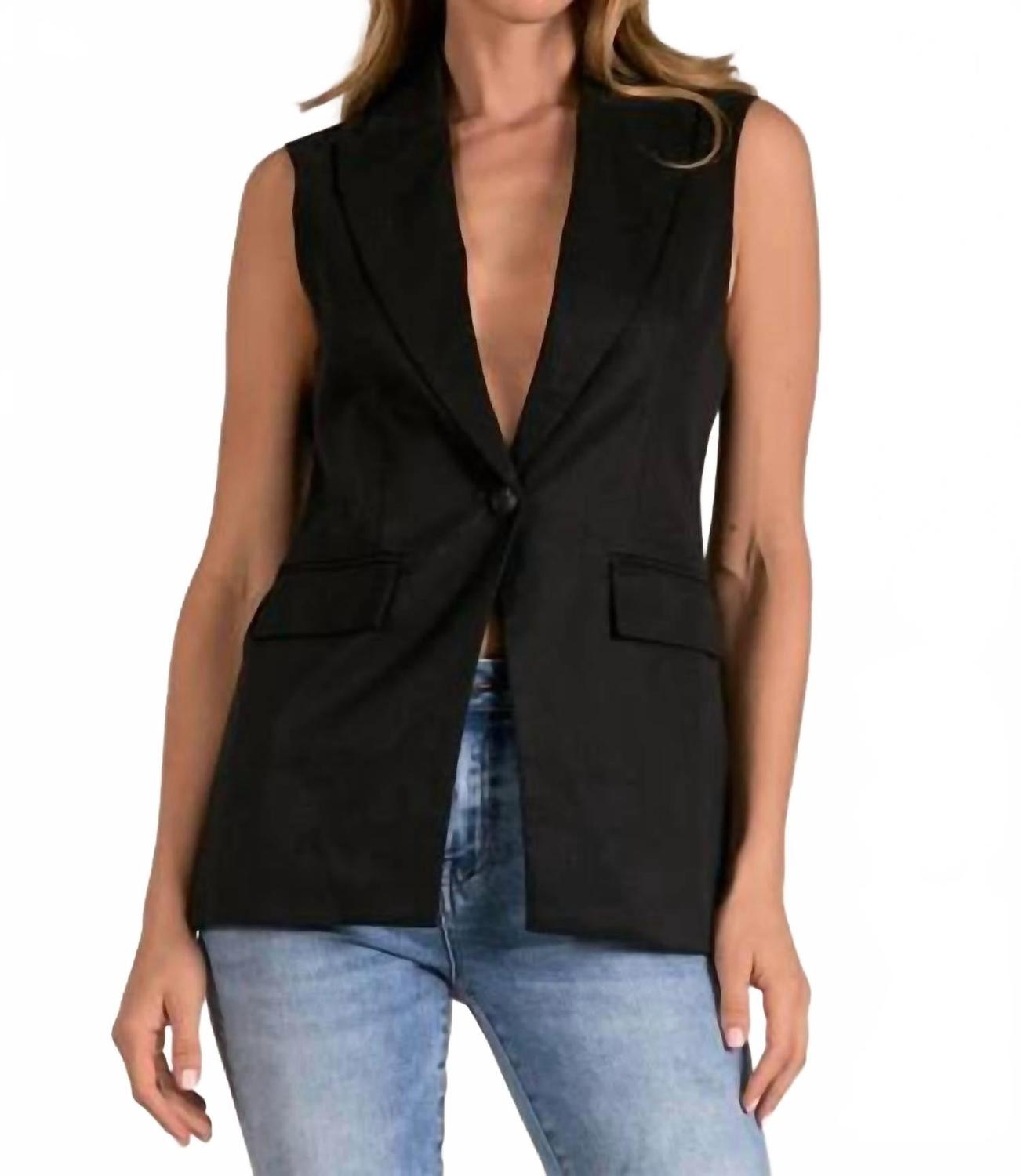 Элле жилет в черном цвете ELAN
Элле жилет в черном цвете ELAN