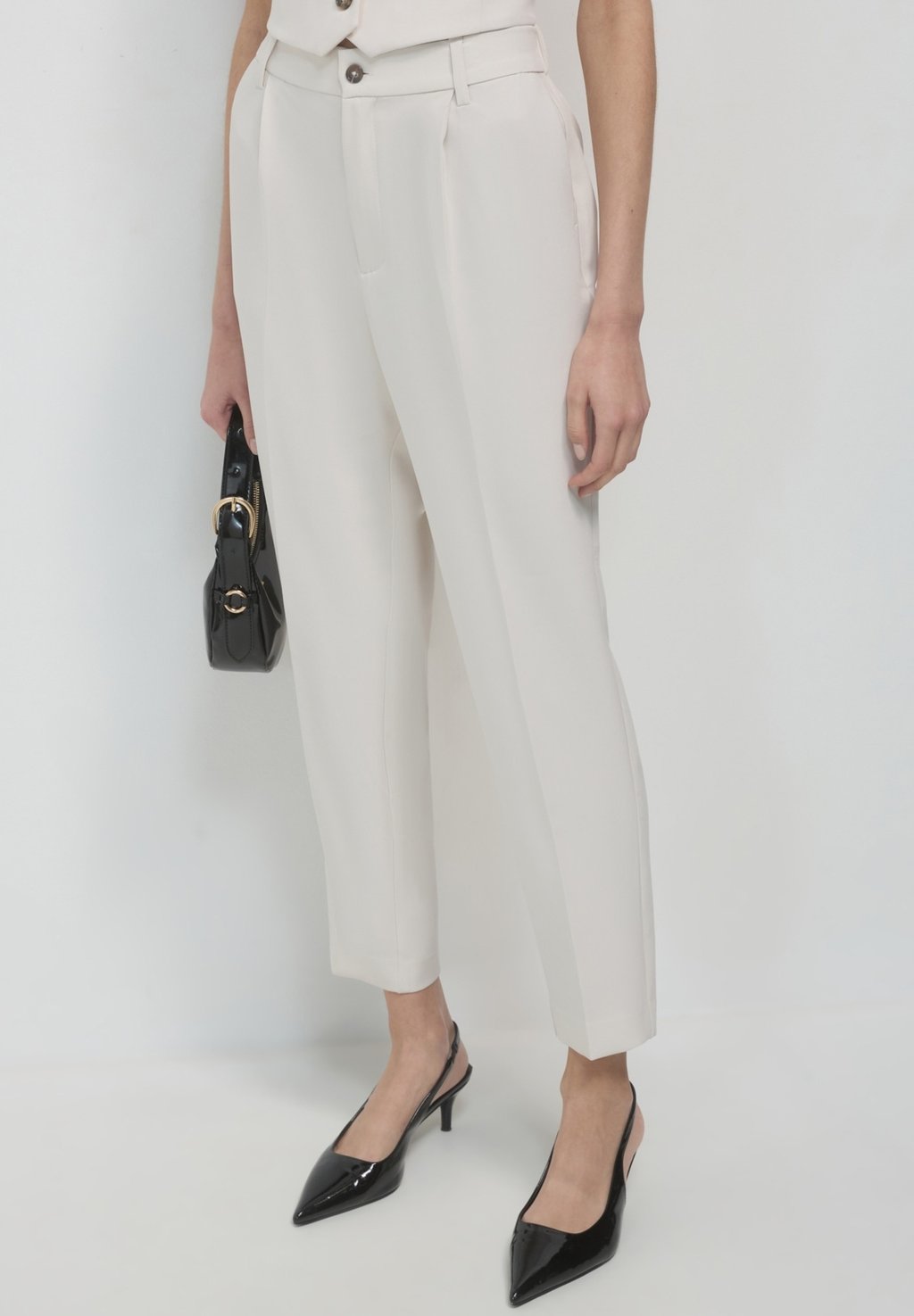 Брюки TINTA UNITA Calliope, белый
Брюки TINTA UNITA Calliope, белый