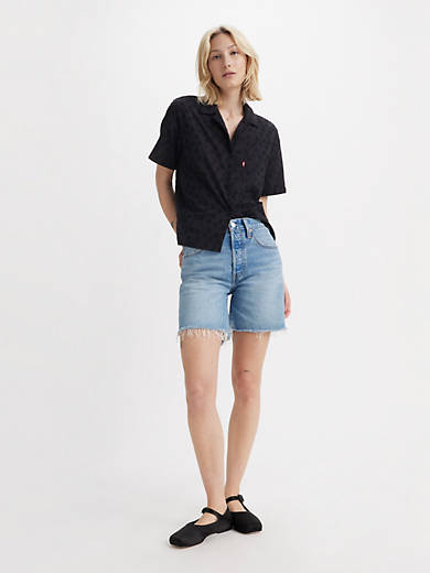 Легкие женские шорты 501 Original Fit длиной до середины бедра Levi's, цвет Fun Flare - Light Wash
Легкие женские шорты 501 Original Fit длиной до середины бедра Levi's, цвет Fun Flare - Light Wash