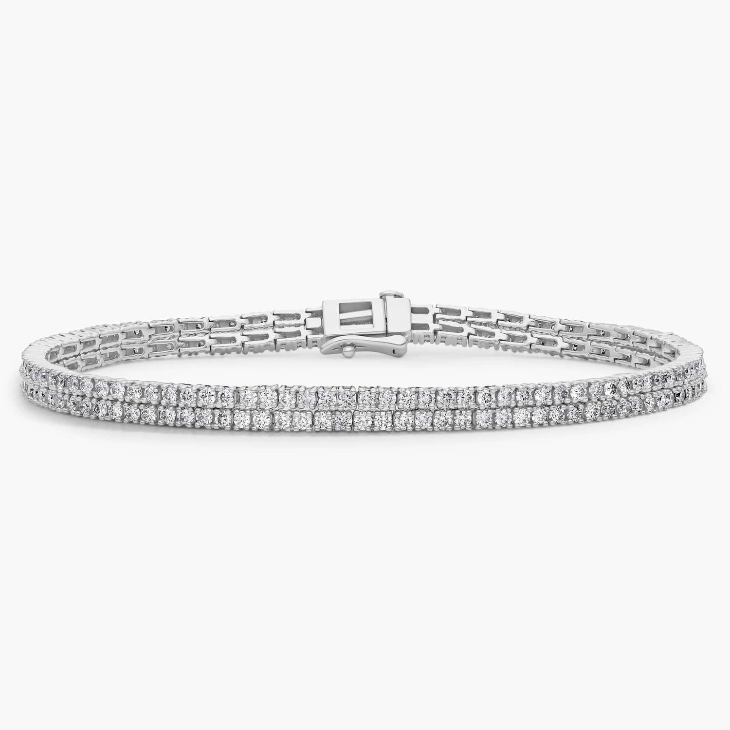 Теннисный браслет с двумя рядами бриллиантов из 14-каратного белого золота (3 карата) Blue Nile
Теннисный браслет с двумя рядами бриллиантов из 14-каратного белого золота (3 карата) Blue Nile