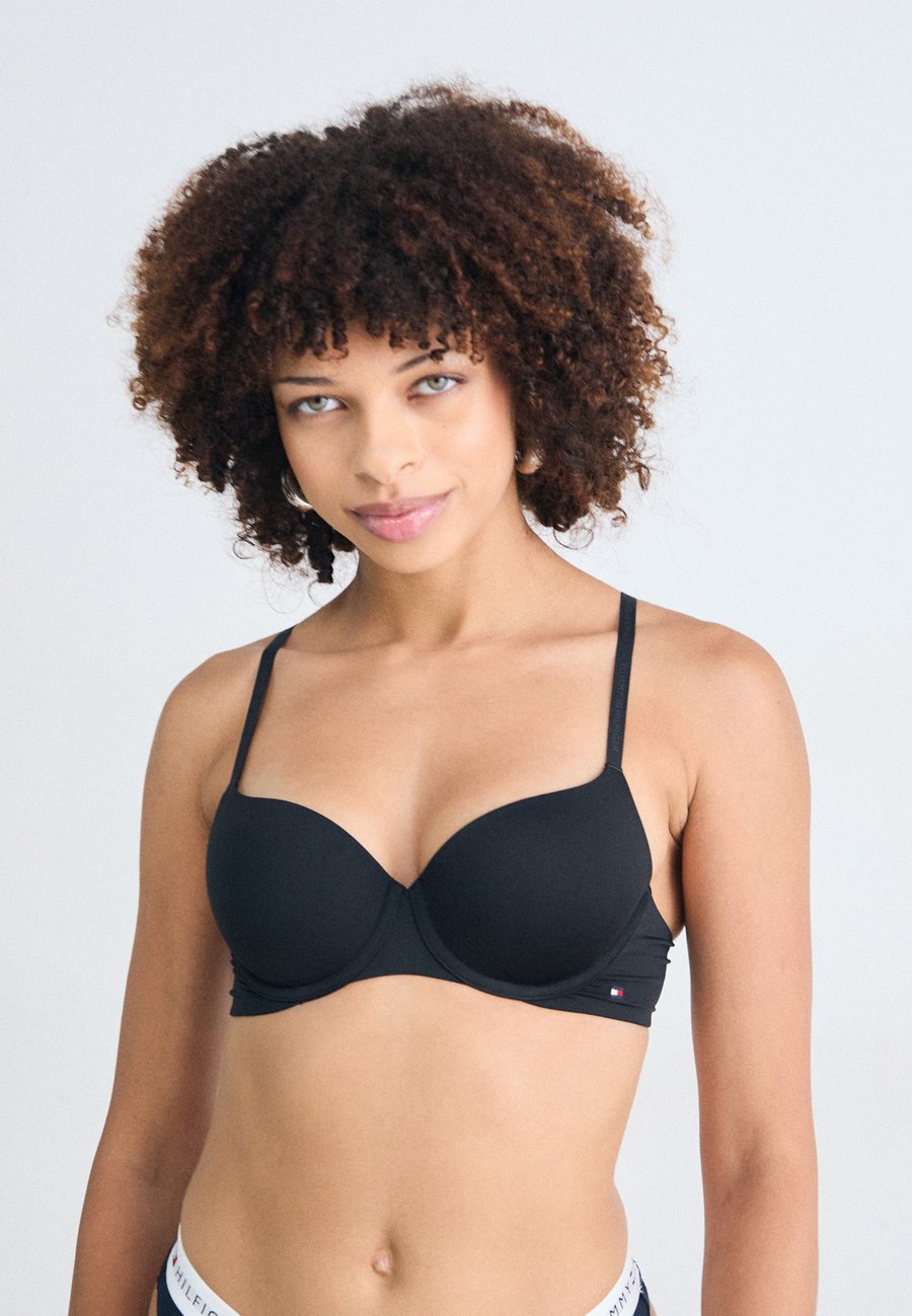 Бюстгальтер Tommy Hilfiger DEMI BRA, Black
Бюстгальтер Tommy Hilfiger DEMI BRA, Black