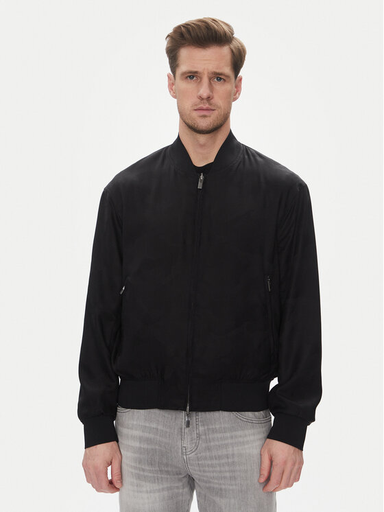 Куртка-Бомбер стандартный крой XM000390 AF13170 FC039 Armani Exchange, черный 
Куртка-Бомбер стандартный крой XM000390 AF13170 FC039 Armani Exchange, черный