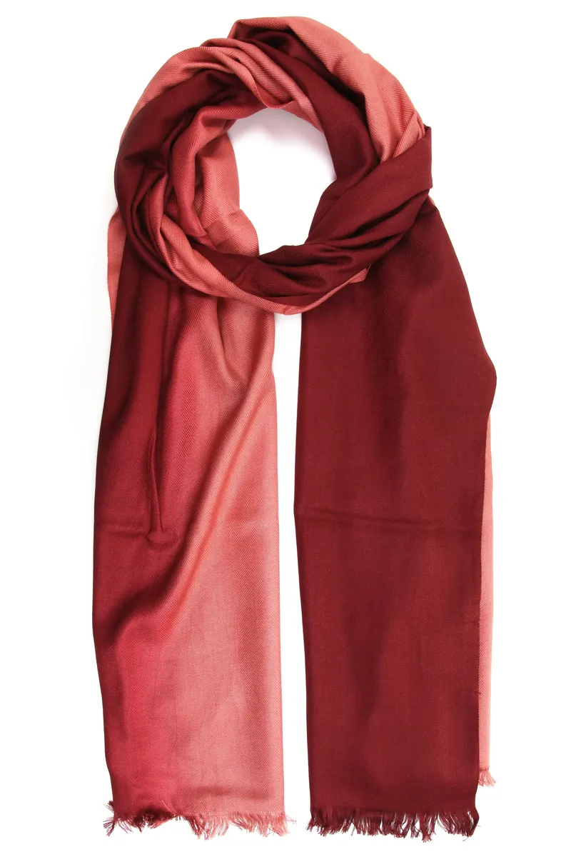 COLLEZIONE ALESSANDRO модный шарф "Lonie", градиентного цвета с бахромой по краю, цвет Rost
COLLEZIONE ALESSANDRO модный шарф "Lonie", градиентного цвета с бахромой по краю, цвет Rost