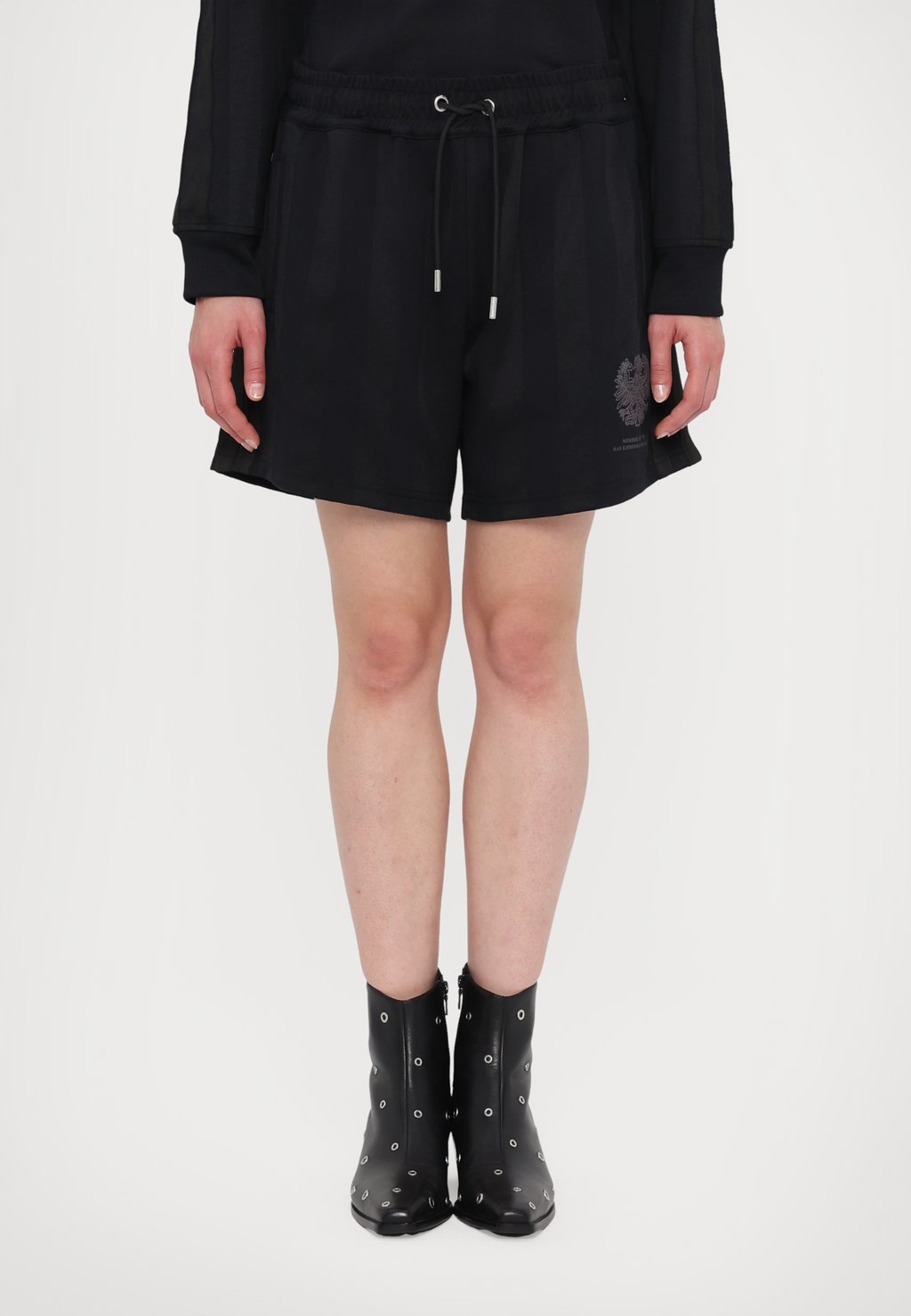 Шорты FOOTBALL Han Kjøbenhavn, черный
Шорты FOOTBALL Han Kjøbenhavn, черный