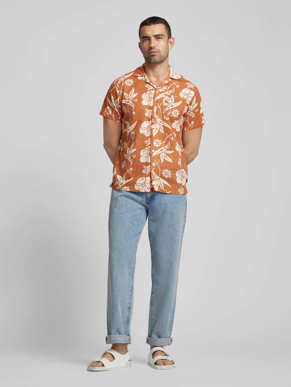 Повседневная рубашка с нагрудным карманом, модель «FLORES» Jack & Jones Premium
Повседневная рубашка с нагрудным карманом, модель «FLORES» Jack & Jones Premium