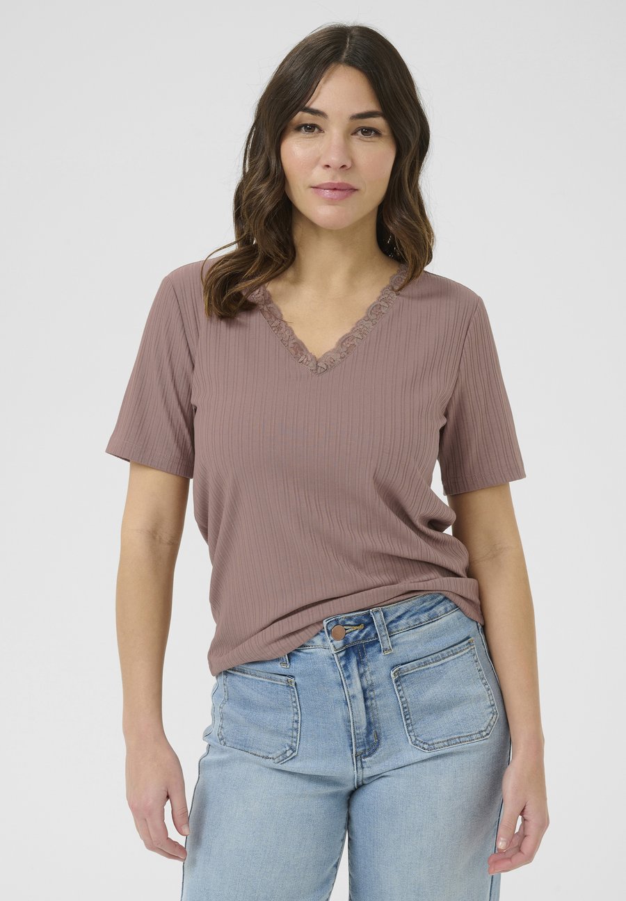 Футболка Kaffe KASAMANTHA, Deep Taupe Cc/Brown, Коричневый, Футболка Kaffe KASAMANTHA, Deep Taupe Cc/Brown
Футболка Kaffe KASAMANTHA, Deep Taupe Cc/Brown, Коричневый, Футболка Kaffe KASAMANTHA, Deep Taupe Cc/Brown