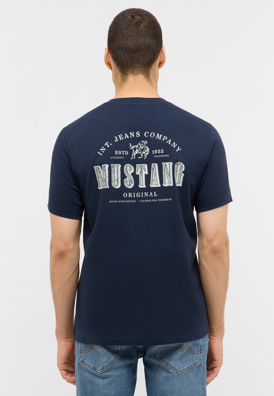 Футболка Mustang STYLE AUSTIN, Blau/Blue, Синий, Футболка Mustang STYLE AUSTIN, Blau/Blue
Футболка Mustang STYLE AUSTIN, Blau/Blue, Синий, Футболка Mustang STYLE AUSTIN, Blau/Blue