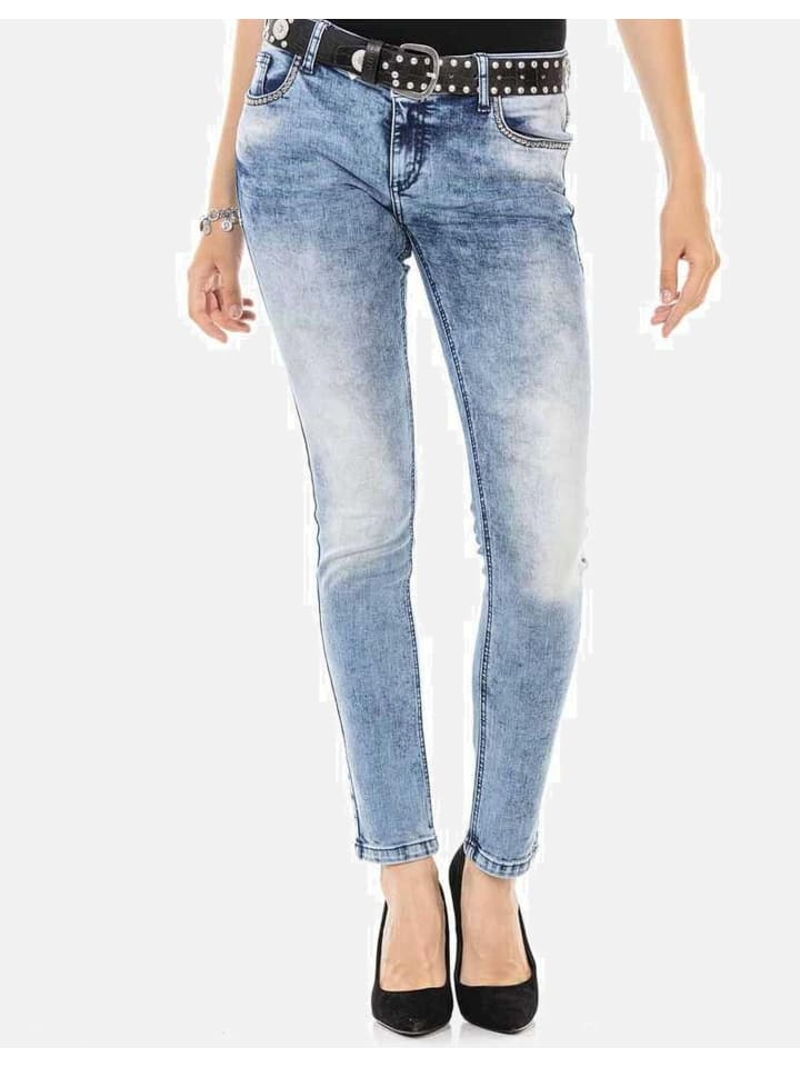 Джинсы Cipo & Baxx
Джинсы Cipo & Baxx