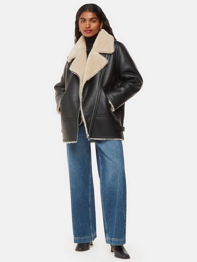 Миниатюрная куртка-авиатор из искусственного меха Whistles, черный
Миниатюрная куртка-авиатор из искусственного меха Whistles, черный