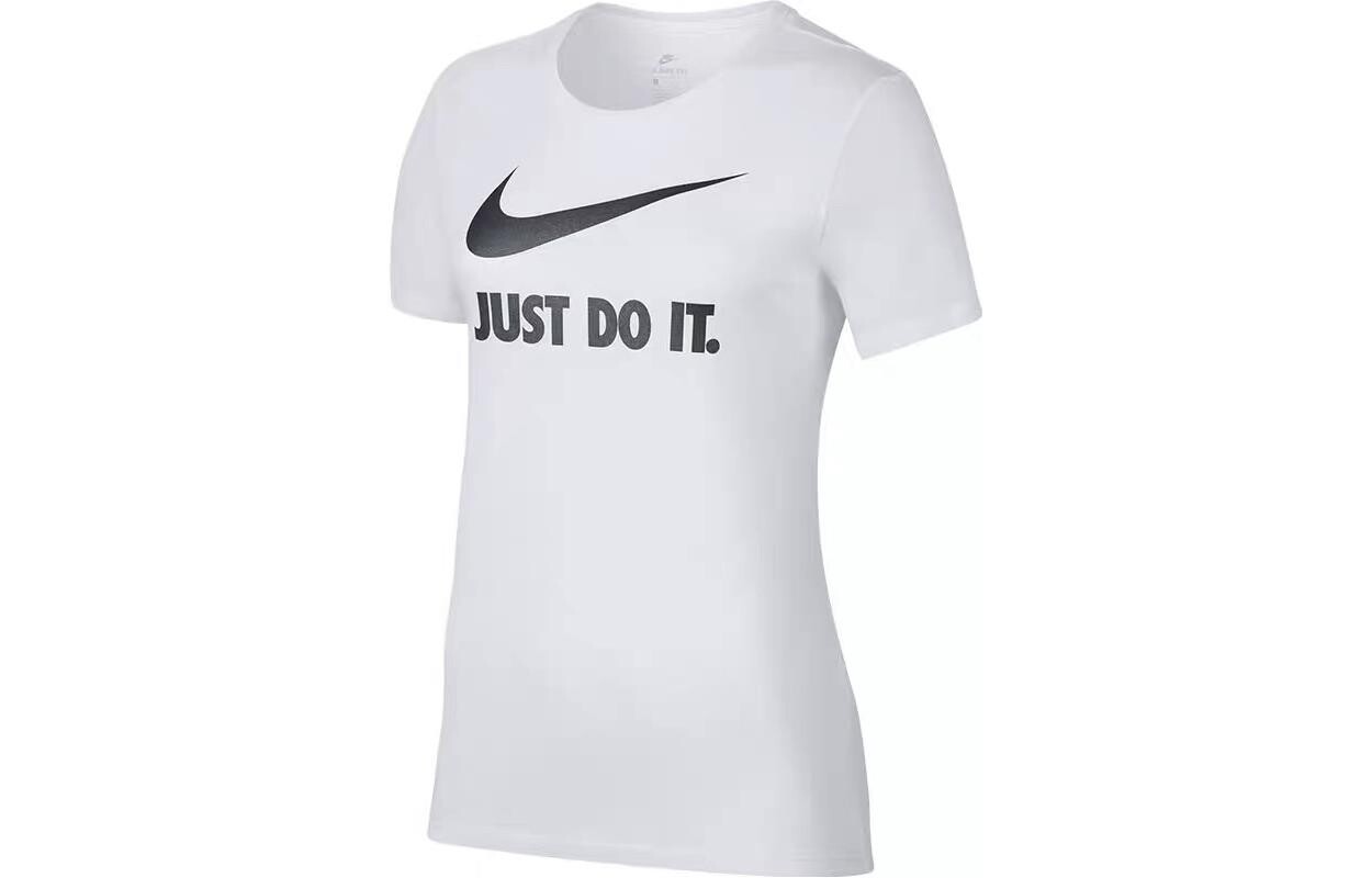 Футболка женская белая Nike
Футболка женская белая Nike