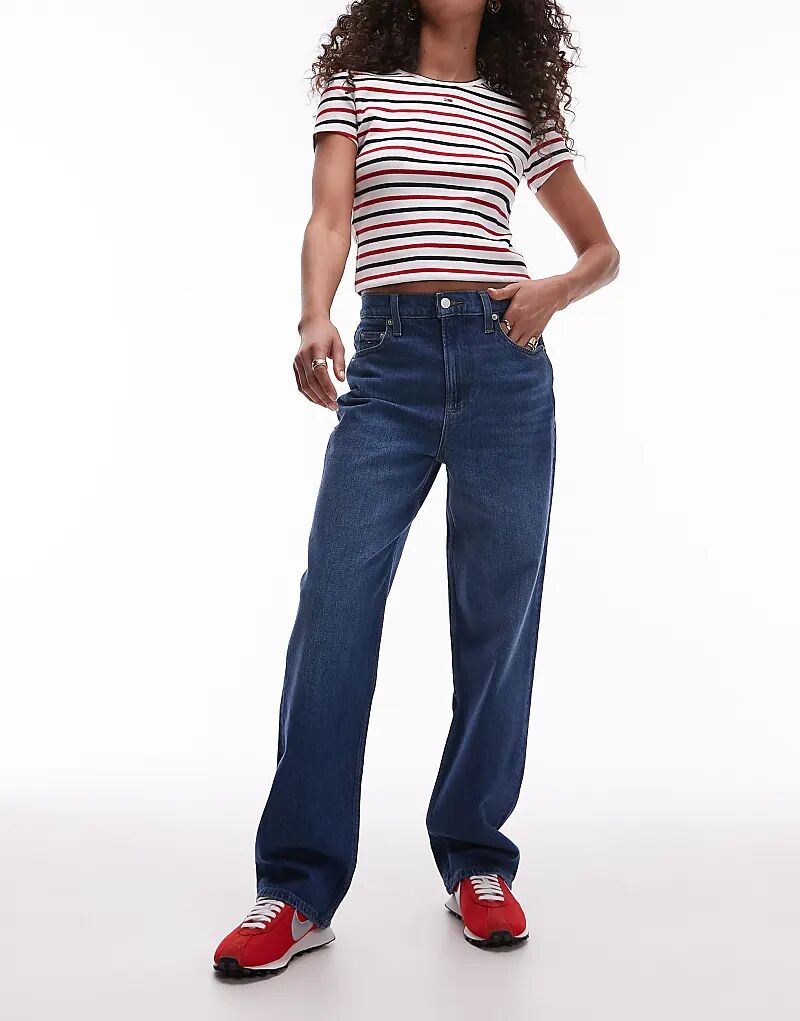 Джинсы Tommy Jeans Layla с высокой посадкой, узкие, прямого кроя, темно-синего цвета
Джинсы Tommy Jeans Layla с высокой посадкой, узкие, прямого кроя, темно-синего цвета