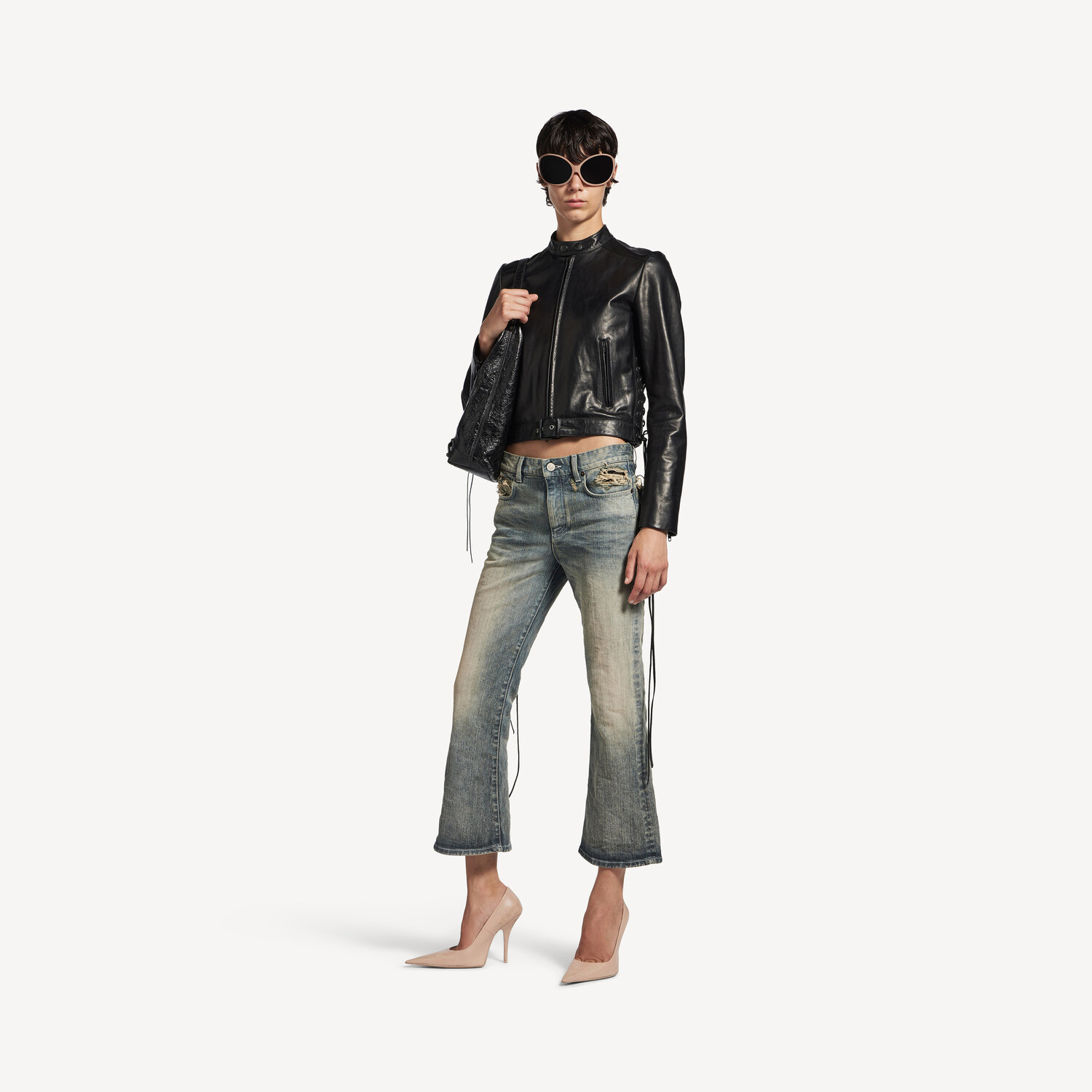 Женские кружевные расклешенные капри светло-голубого цвета BALENCIAGA, светло-голубой
Женские кружевные расклешенные капри светло-голубого цвета BALENCIAGA, светло-голубой