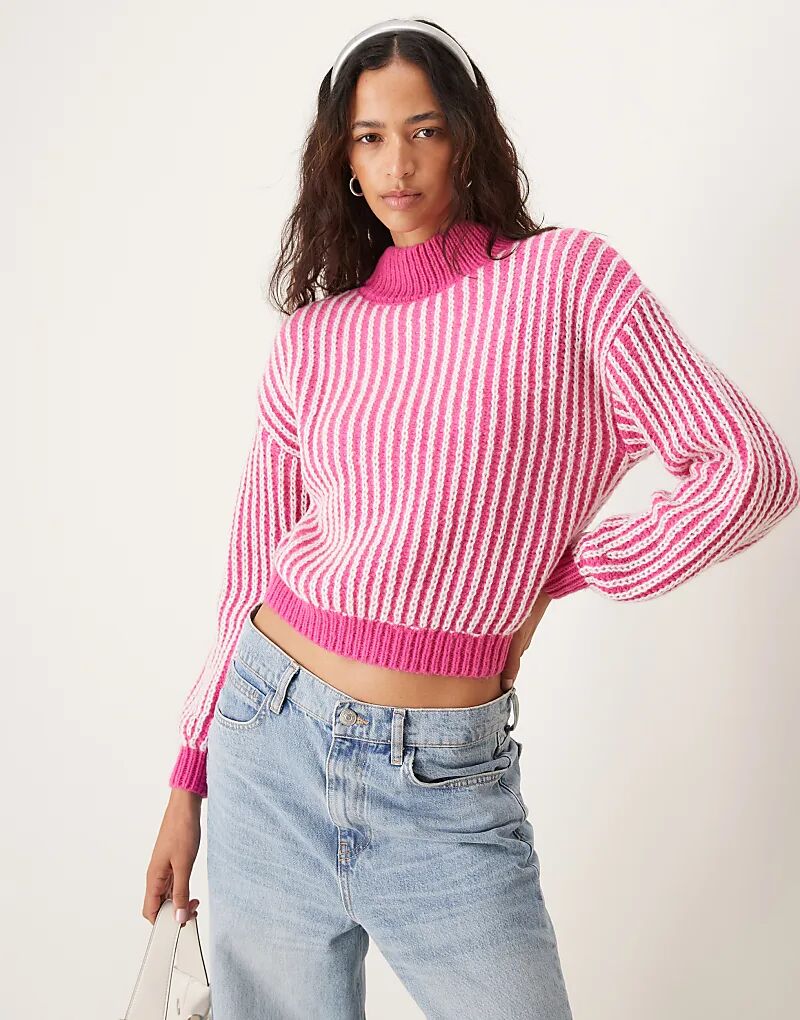 Джемпер с высокой горловиной и текстурированными полосками розового цвета JDY
Джемпер с высокой горловиной и текстурированными полосками розового цвета JDY