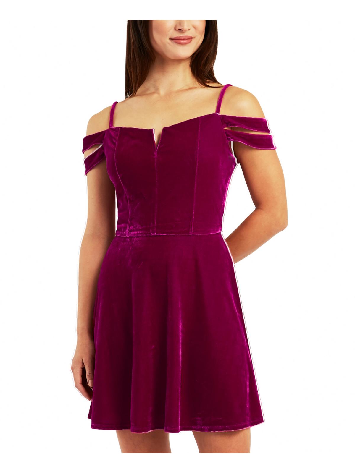 Женское мини-платье для коктейлей и вечеринок с вырезом на шее для юниоров BCX, розовый
Женское мини-платье для коктейлей и вечеринок с вырезом на шее для юниоров BCX, розовый