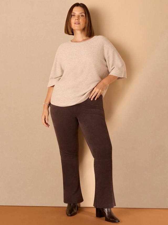 Брюки-клеш из искусственной замши Curve Live Unlimited, Brown
Брюки-клеш из искусственной замши Curve Live Unlimited, Brown