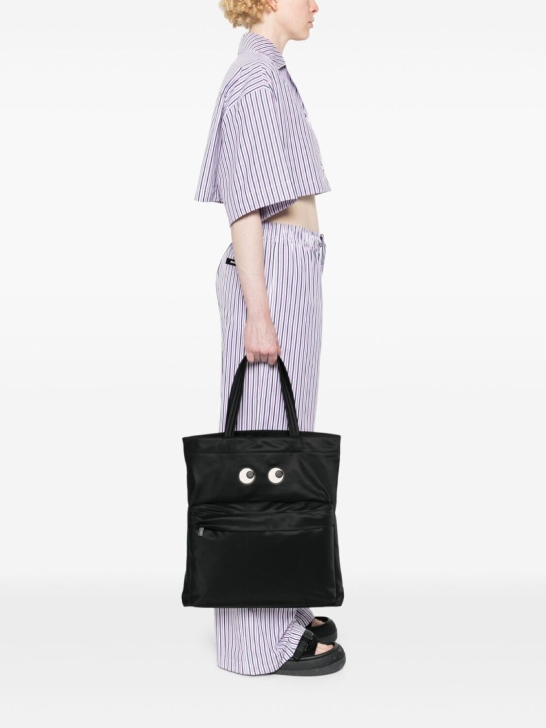 Anya Hindmarch сумка-тоут I Am A Plastic Bag, черный
Anya Hindmarch сумка-тоут I Am A Plastic Bag, черный