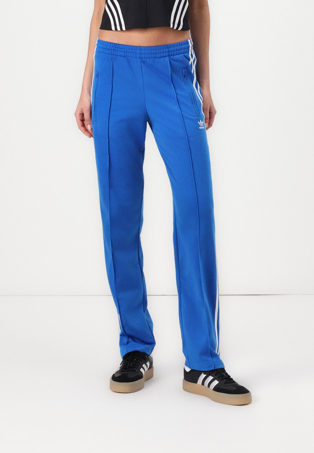 Спортивные штаны FIREBIRD Adidas Originals, светло-голубой
Спортивные штаны FIREBIRD Adidas Originals, светло-голубой