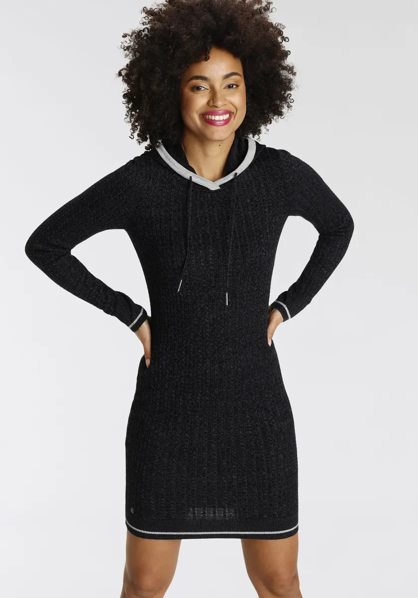 Трикотажное платье KangaROOS тонкой вязки с контрастными полосками, антрацит
Трикотажное платье KangaROOS тонкой вязки с контрастными полосками, антрацит