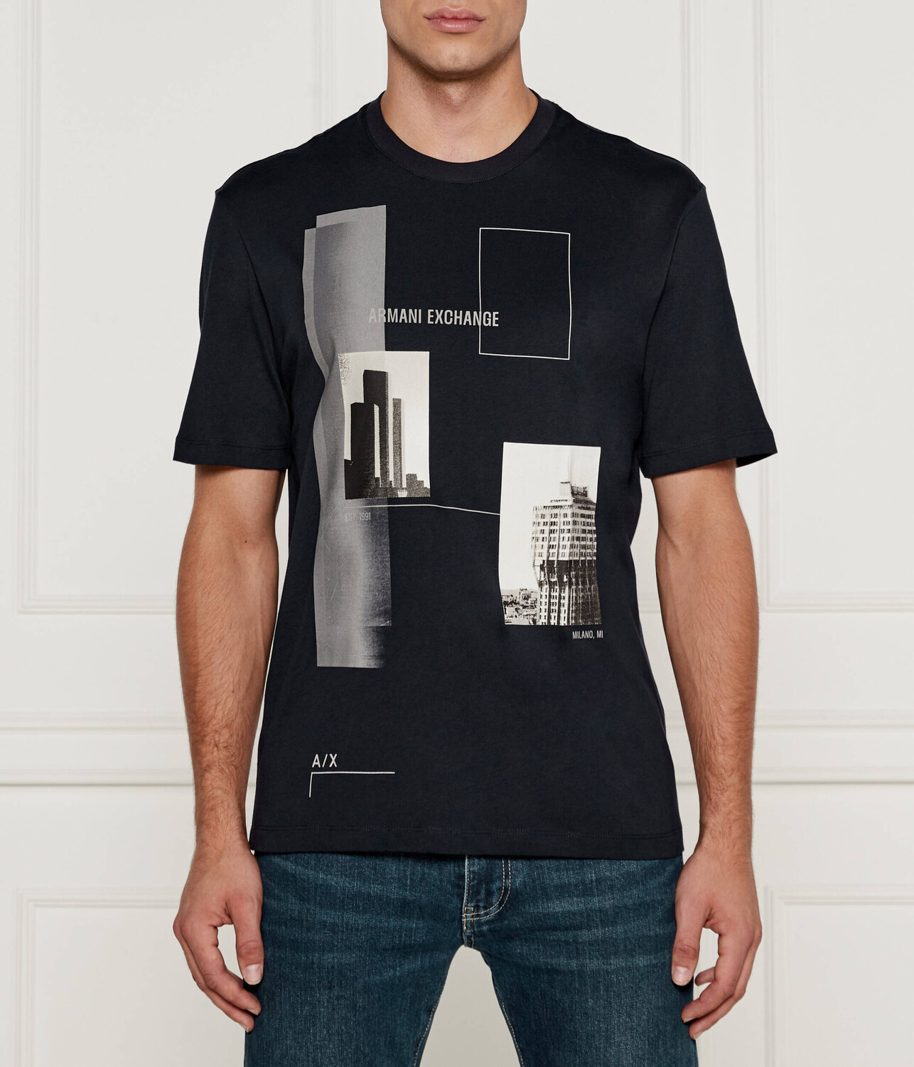 Футболка Armani Exchange Regular Fit, черный
Футболка Armani Exchange Regular Fit, черный