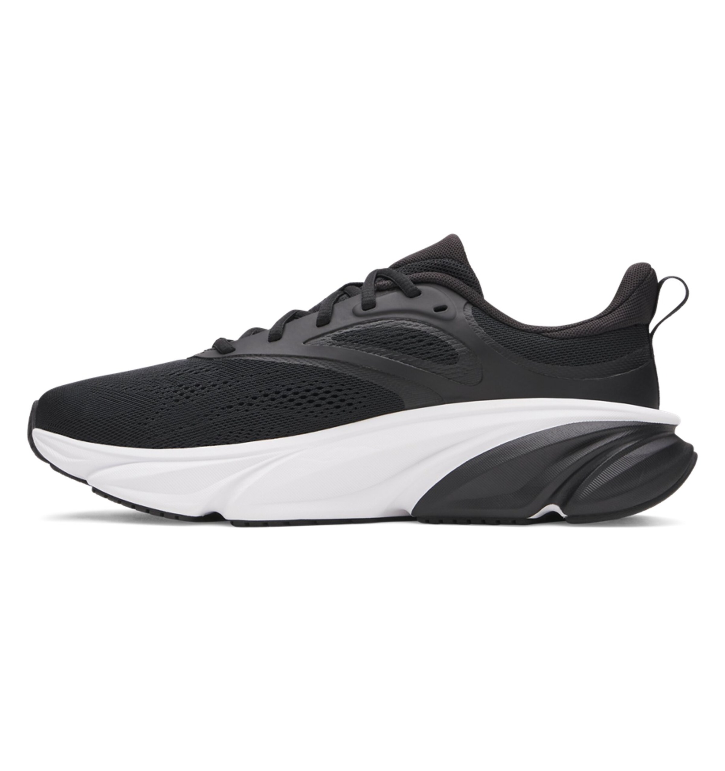 Under Armour Кроссовки в черном цвете
Under Armour Кроссовки в черном цвете