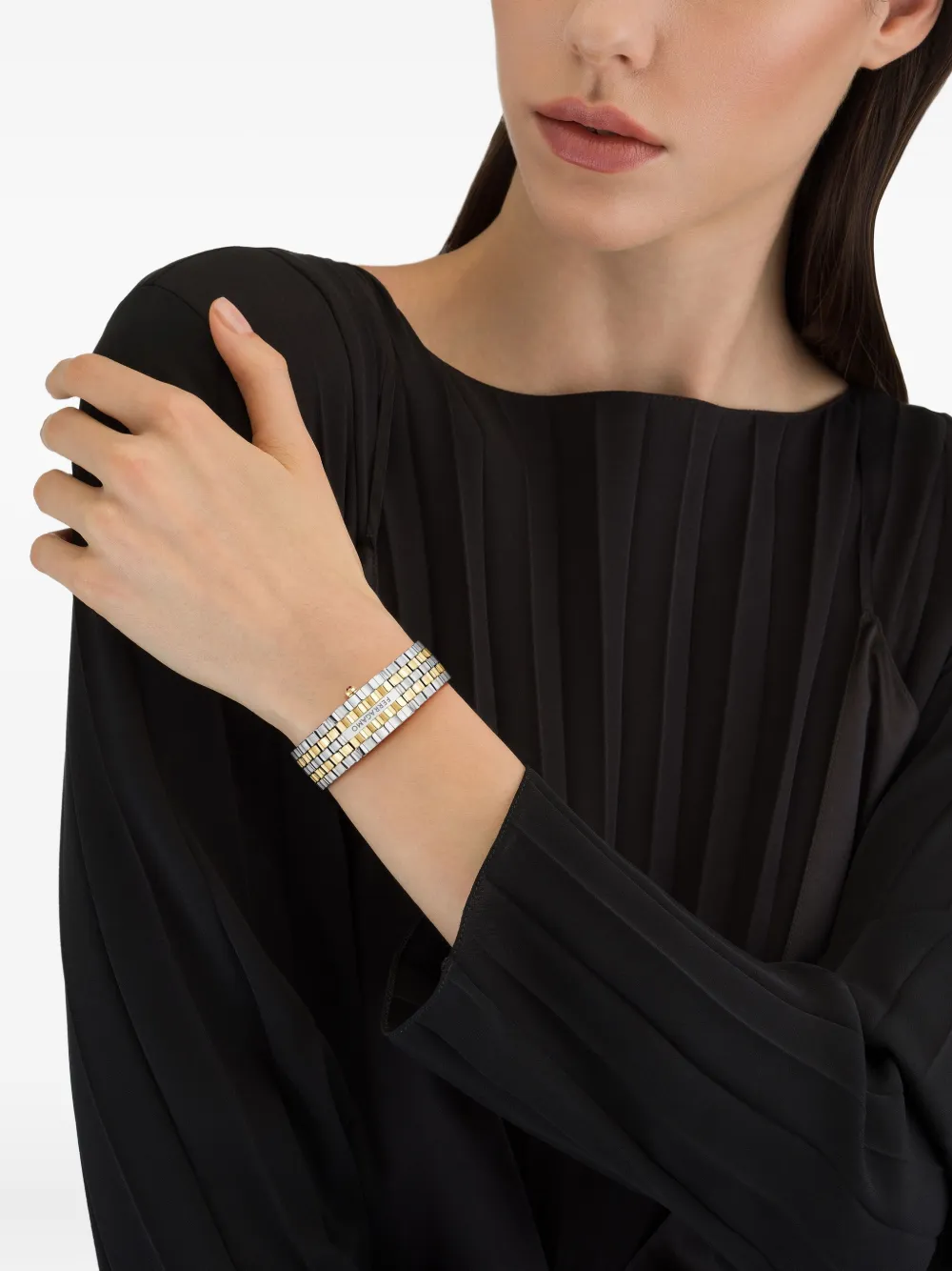 Наручные часы Ferragamo Secret 30, белый
Наручные часы Ferragamo Secret 30, белый