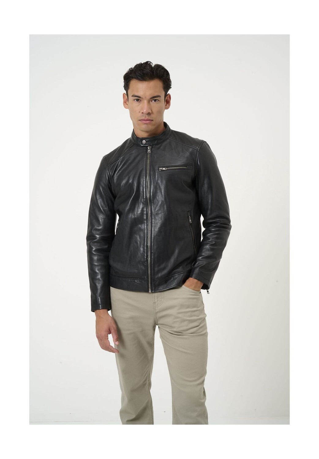 Мужская кожаная куртка Андре, классическая кожаная куртка с воротником стойкой RICANO, черный 
Мужская кожаная куртка Андре, классическая кожаная куртка с воротником стойкой RICANO, черный