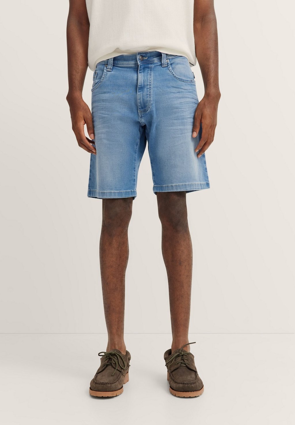 Джинсовые шорты bugatti, синий
Джинсовые шорты bugatti, синий