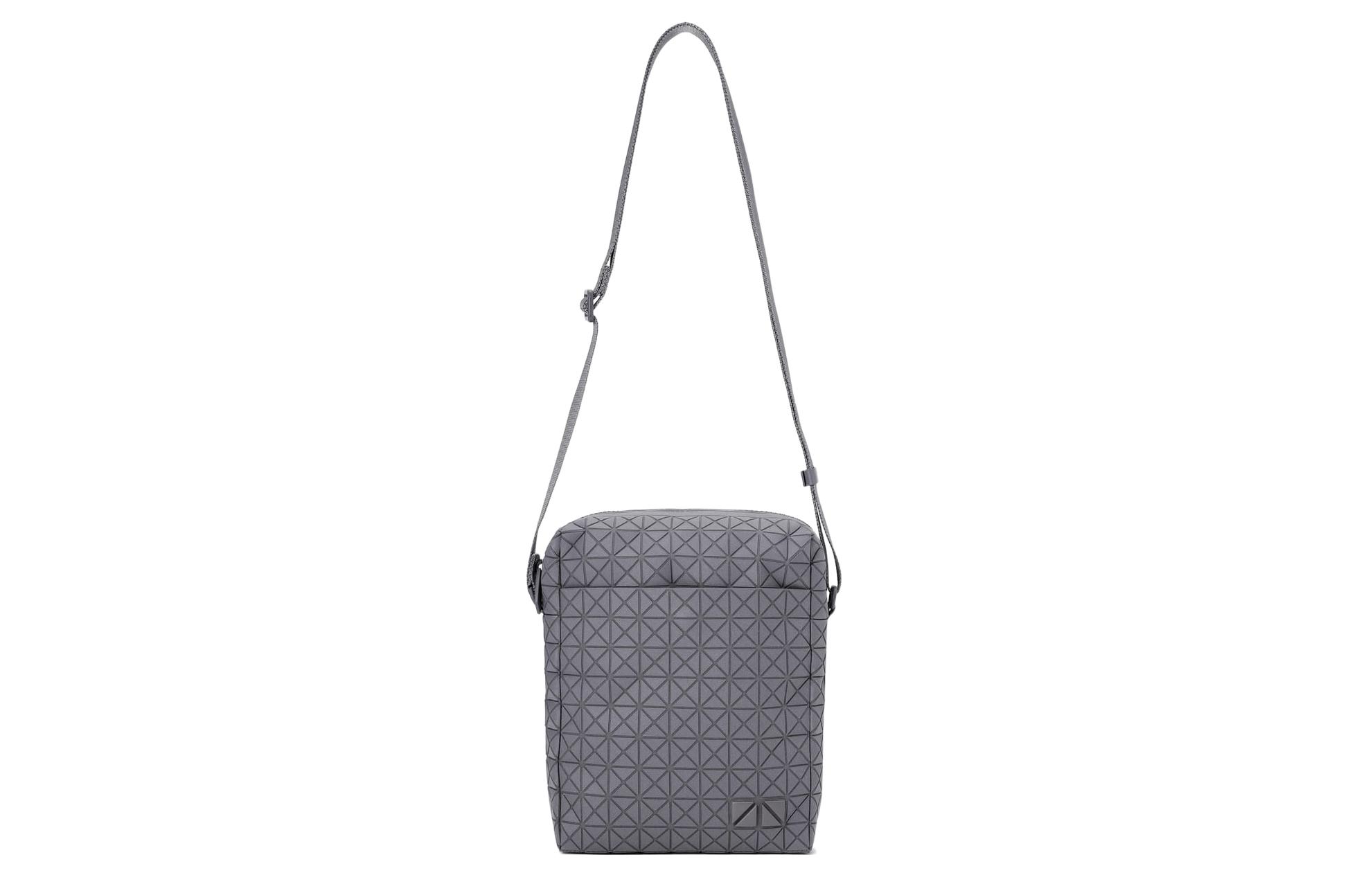 ISSEY MIYAKE Вояжер хлопковая сумка через плечо мини унисекс светло-серая
ISSEY MIYAKE Вояжер хлопковая сумка через плечо мини унисекс светло-серая