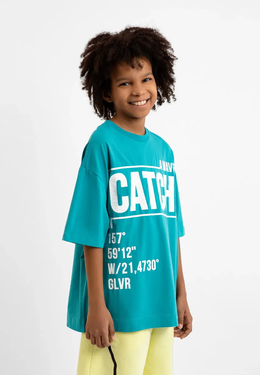 Футболка Gulliver с классными принтами шрифтов, бирюзовый
Футболка Gulliver с классными принтами шрифтов, бирюзовый