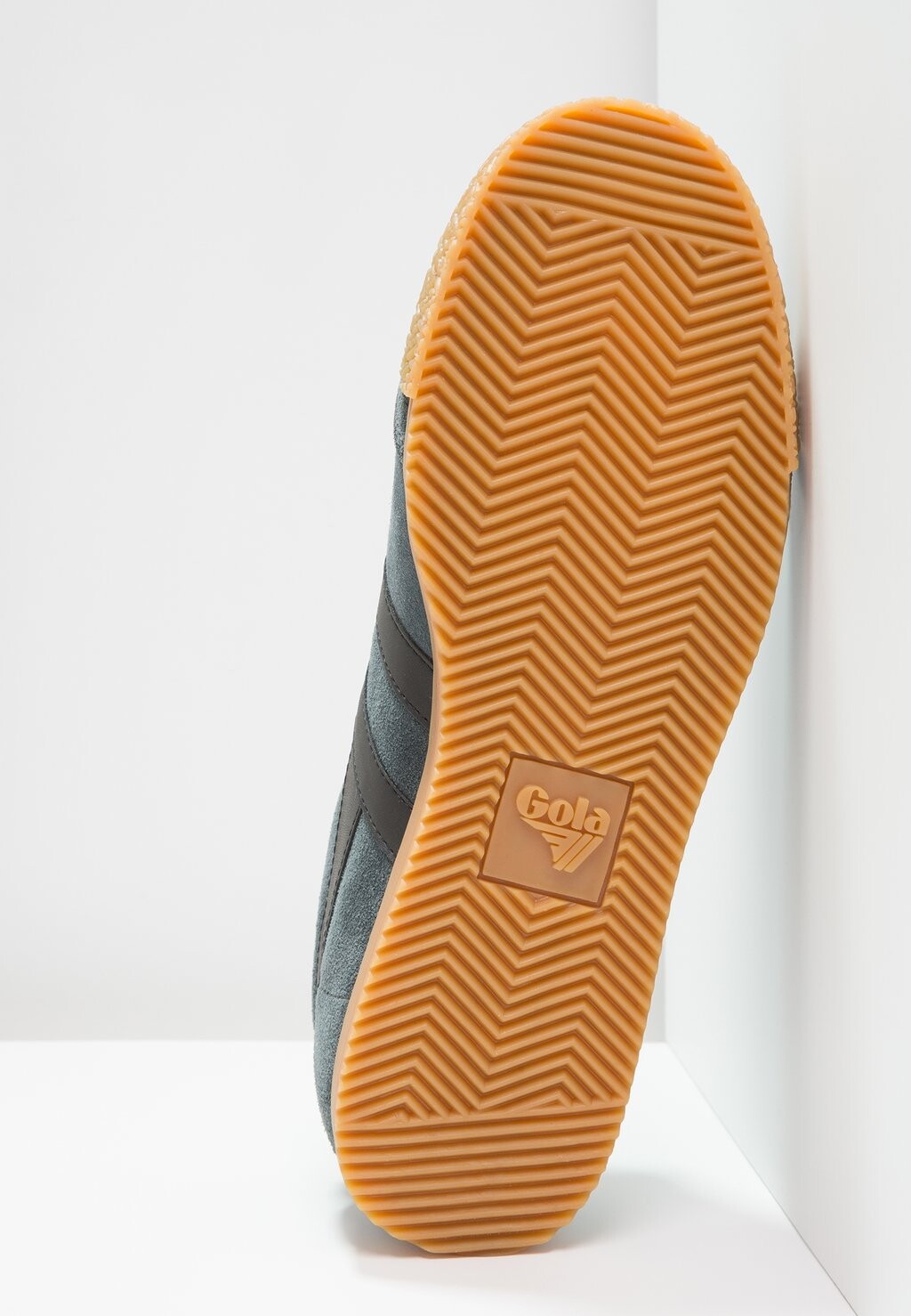 Полукеды Cma192 Gola, графитовый/черный
Полукеды Cma192 Gola, графитовый/черный