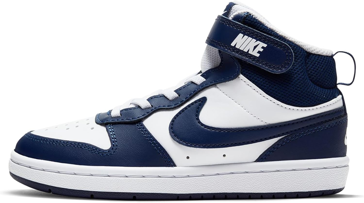 Кроссовки Nike Kids' Court Borough Mid 2, белый/синий/голубой
Кроссовки Nike Kids' Court Borough Mid 2, белый/синий/голубой