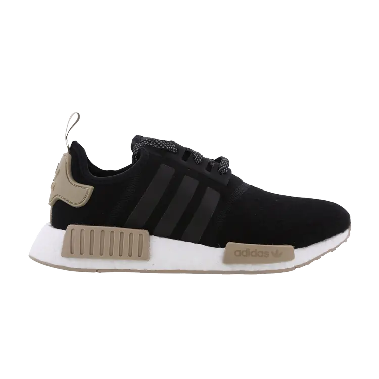 Кроссовки Adidas Champs Sports x NMD_R1 'Black Wool', черный
Кроссовки Adidas Champs Sports x NMD_R1 'Black Wool', черный