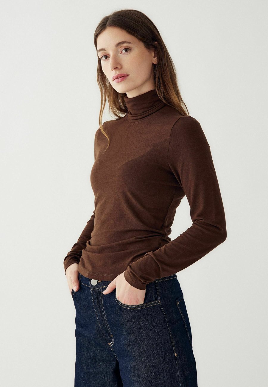Топ Noella LIBINETTE, Chocolate/Brown
Топ Noella LIBINETTE, Chocolate/Brown