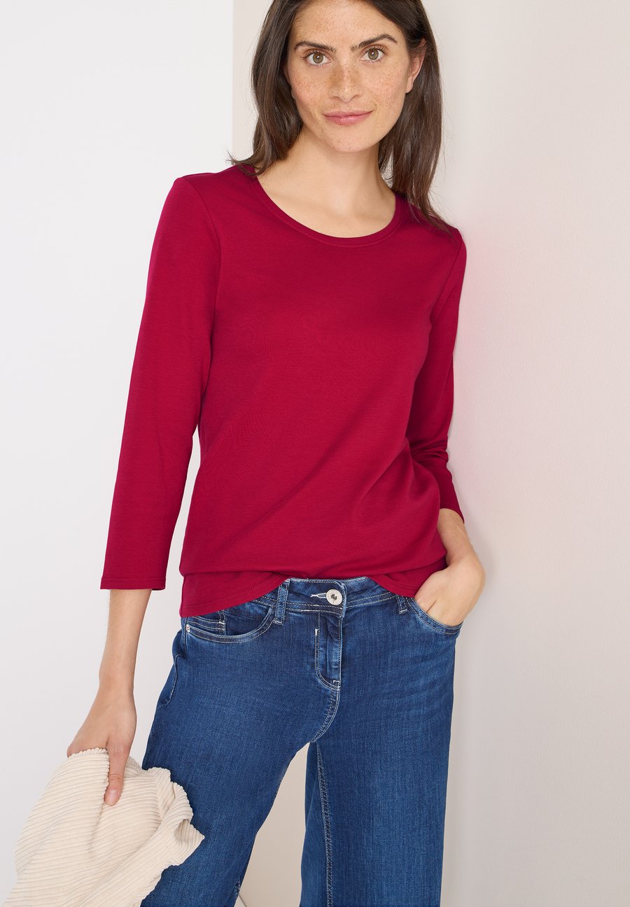Топ Cecil Long sleeved top, Rot/Dark Red
Топ Cecil Long sleeved top, Rot/Dark Red