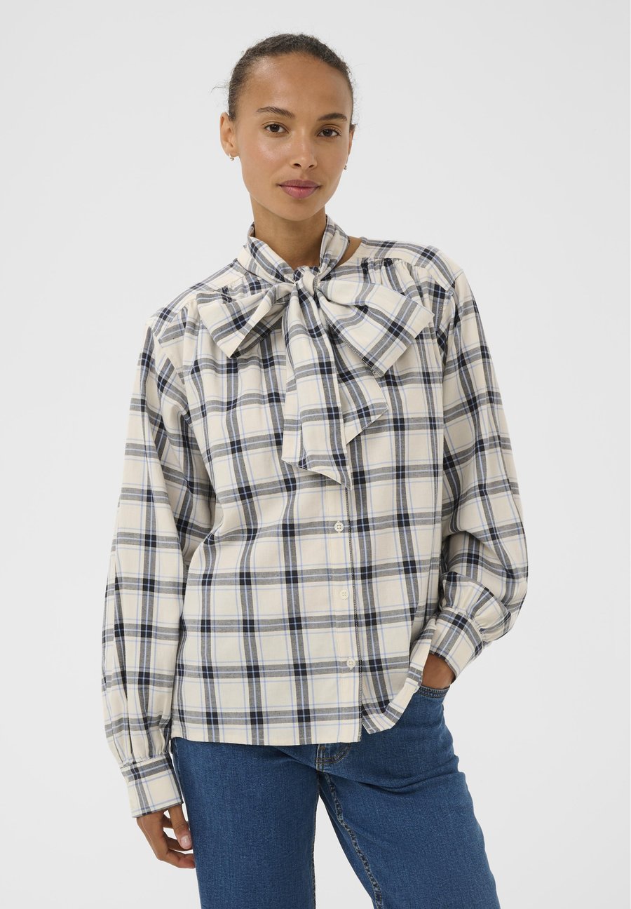 Блуза Part Two YANINASPW BL, Big Dark Navy Check/White
Блуза Part Two YANINASPW BL, Big Dark Navy Check/White