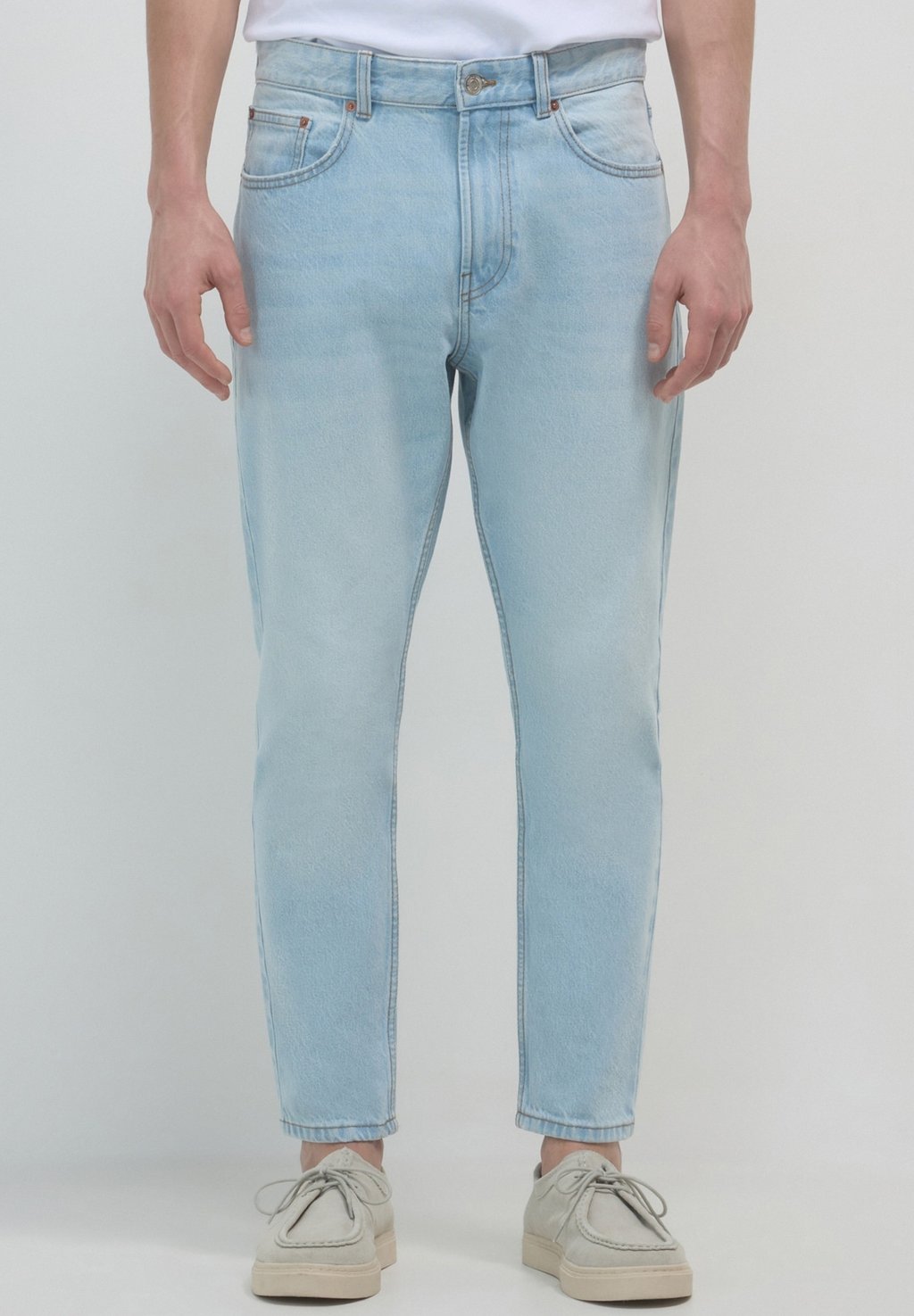 Джинсы прямого кроя Calliope, цвет Blu Denim Slavato
Джинсы прямого кроя Calliope, цвет Blu Denim Slavato