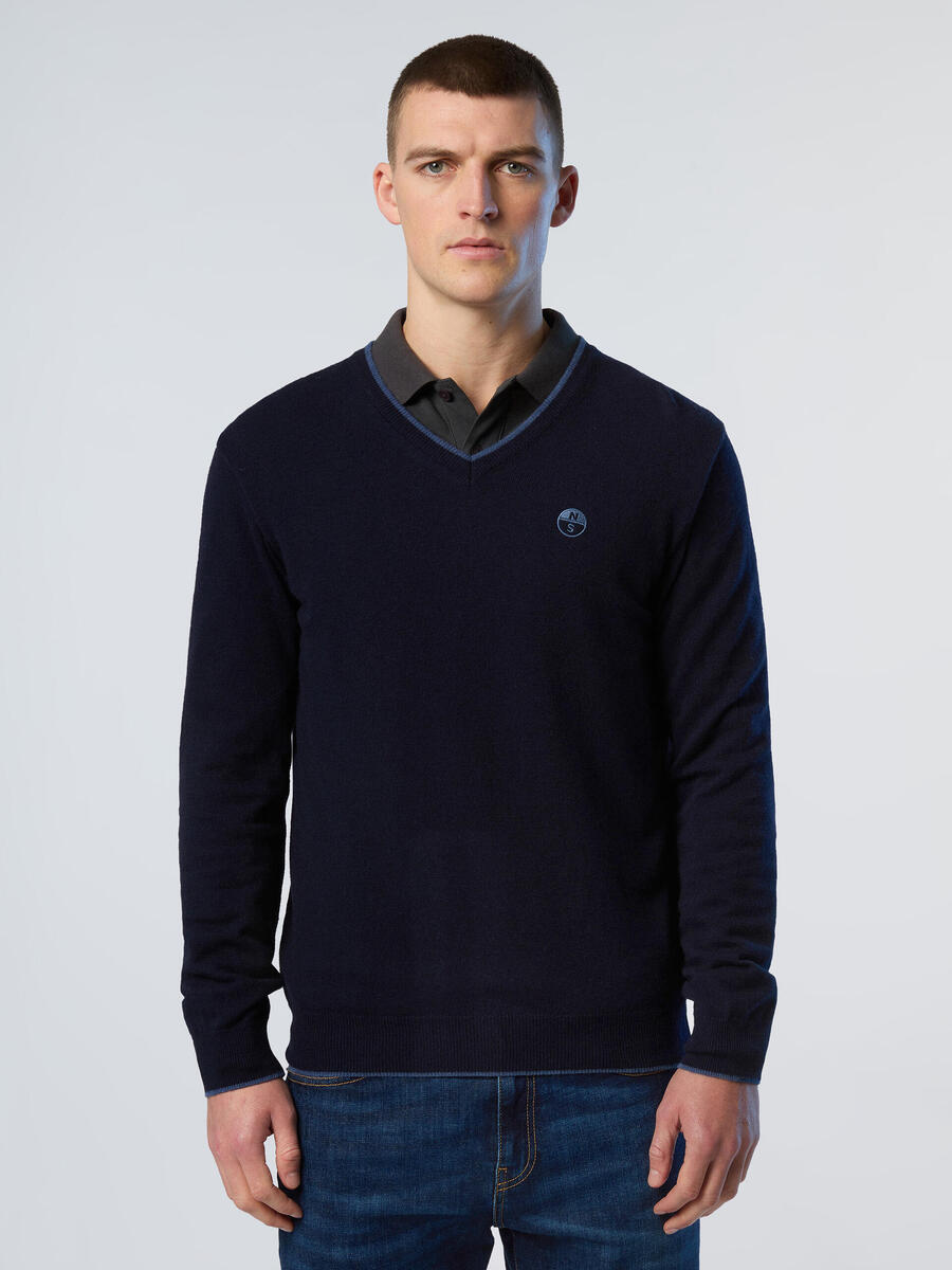 NORTH SAILS Мужской свитер с V-образным вырезом из органического кашемира
NORTH SAILS Мужской свитер с V-образным вырезом из органического кашемира