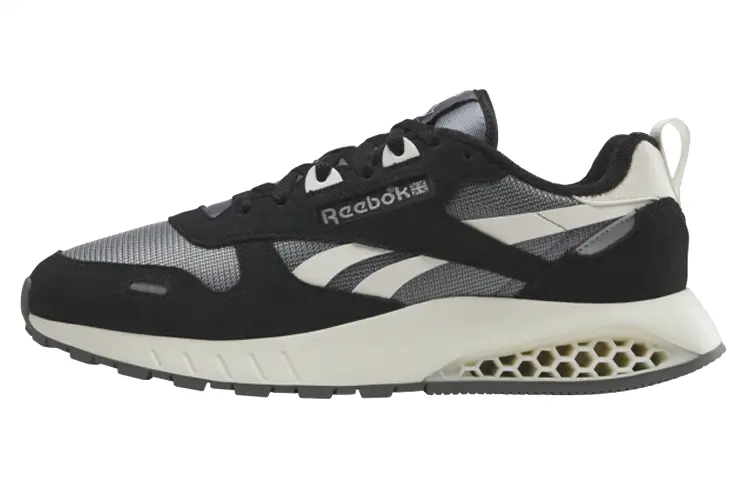 Reebok Classic Кожаные кроссовки унисекс, Black
Reebok Classic Кожаные кроссовки унисекс, Black