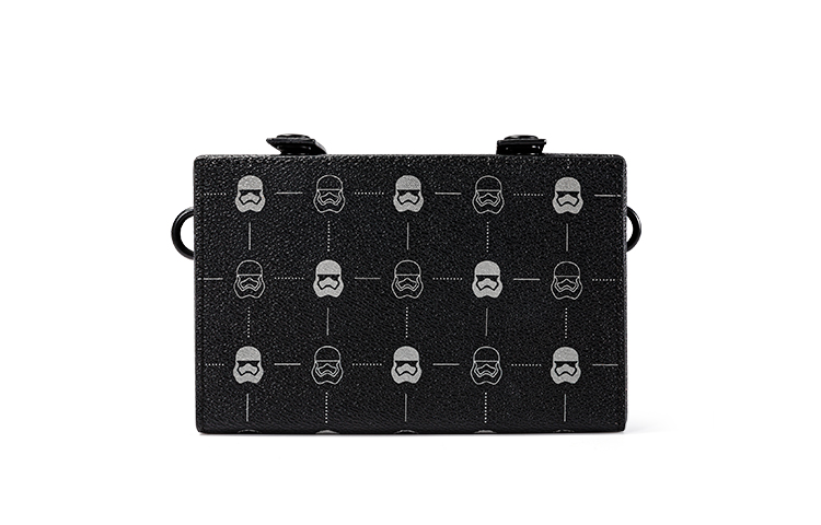 Материал ПВХ Съемный регулируемый наплечный ремень Кроссбоди сумка Обычная Унисекс Черный GUDI
Материал ПВХ Съемный регулируемый наплечный ремень Кроссбоди сумка Обычная Унисекс Черный GUDI