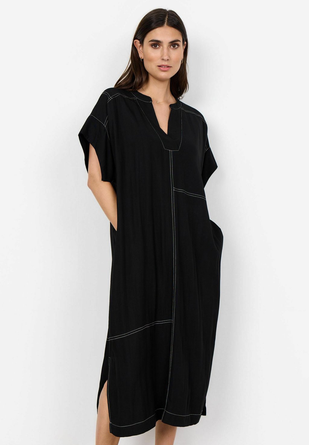 Повседневное платье SC-PAIGE 3 Soyaconcept, черный
Повседневное платье SC-PAIGE 3 Soyaconcept, черный