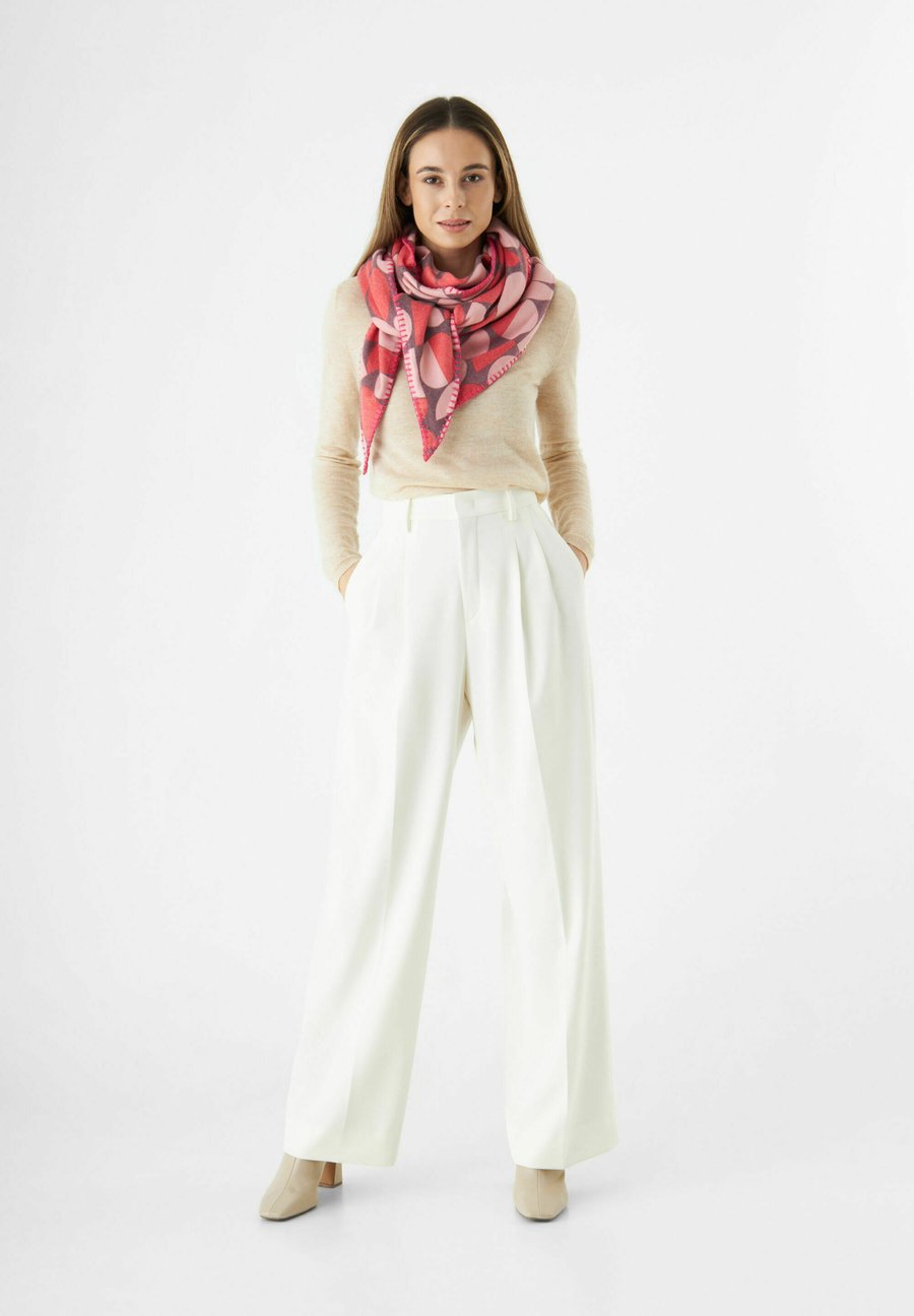 Шарф Codello TUCH, Rot/Red
Шарф Codello TUCH, Rot/Red