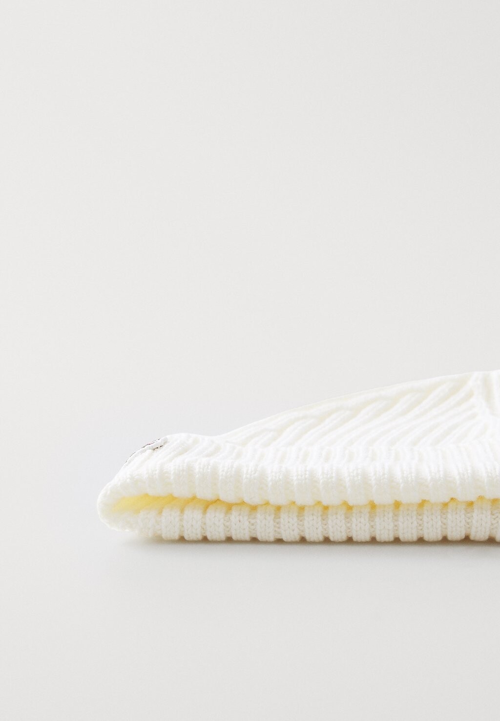 Шапка MÜTZEN UNISEX Lacoste, кремовый
Шапка MÜTZEN UNISEX Lacoste, кремовый