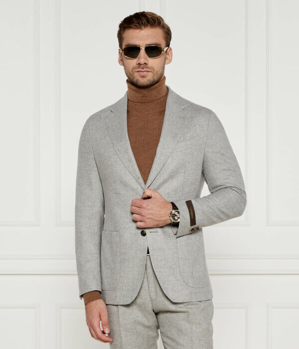 Шерстяной элегантный дневной пиджак фигурная посадка Windsor, серый
Шерстяной элегантный дневной пиджак фигурная посадка Windsor, серый