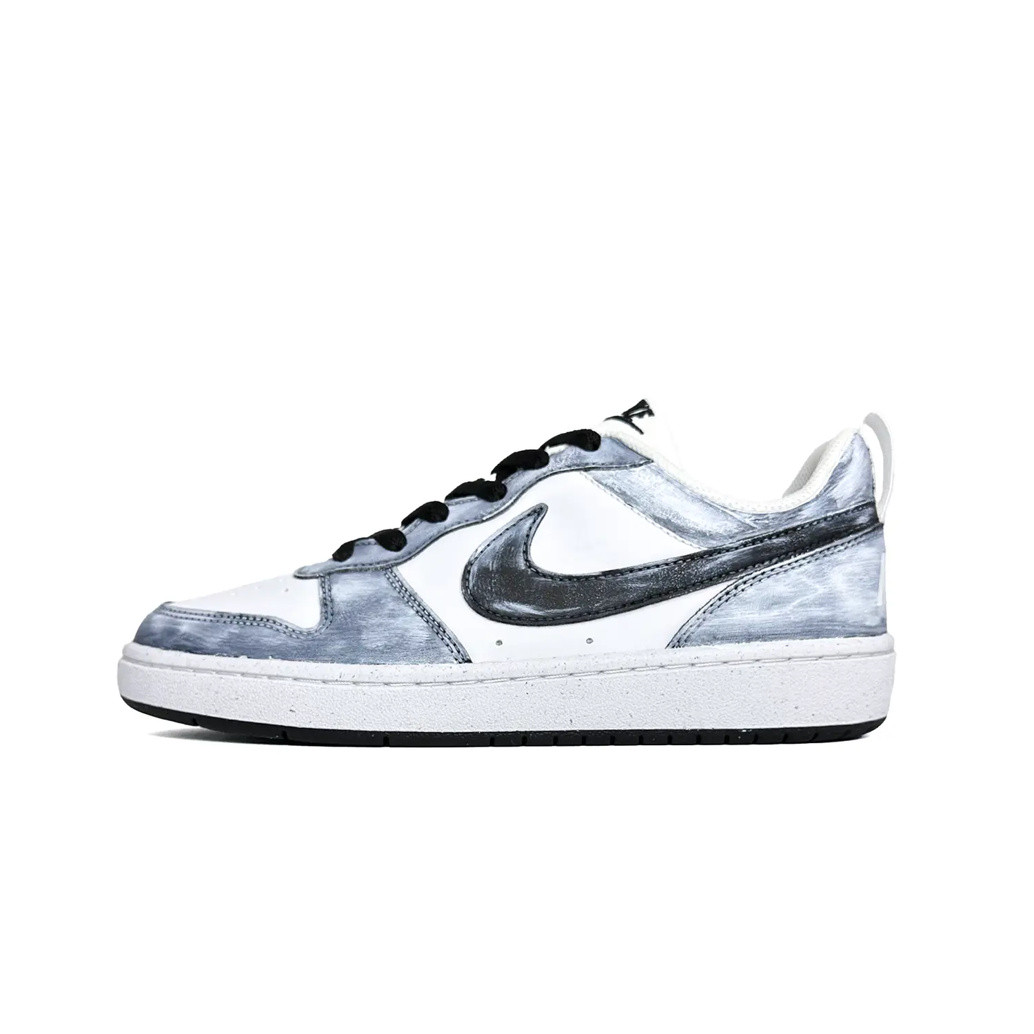 Court Borough Hand Drawn Graffiti, Street American, Preppy Style Synthetic Leather Nike, черный белый
Court Borough Hand Drawn Graffiti, Street American, Preppy Style Synthetic Leather Nike, черный белый